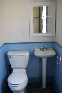 student apartment for rent in Cortland New York 2 Otter Creek Bathroom