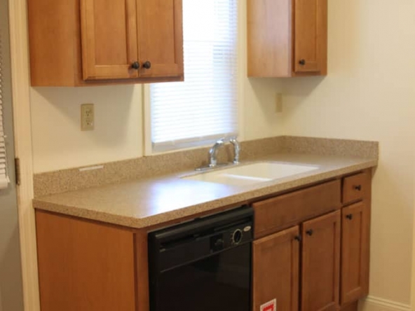 student apartments for rent in Cortland New York 126 1/2 Tompkins St. Kitchen