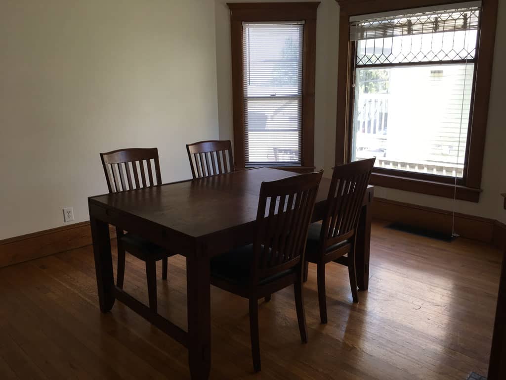 student apartments for rent in Cortland New York 20 Harrington Ave. Dining