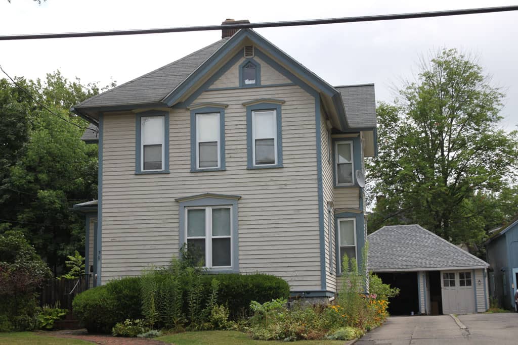 student apartments for rent in Cortland New York 5 Owego St.