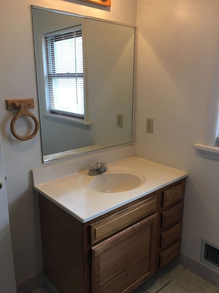 student apartments for rent in Cortland New York 94 Groton Ave. Apt A/D Bathroom 4