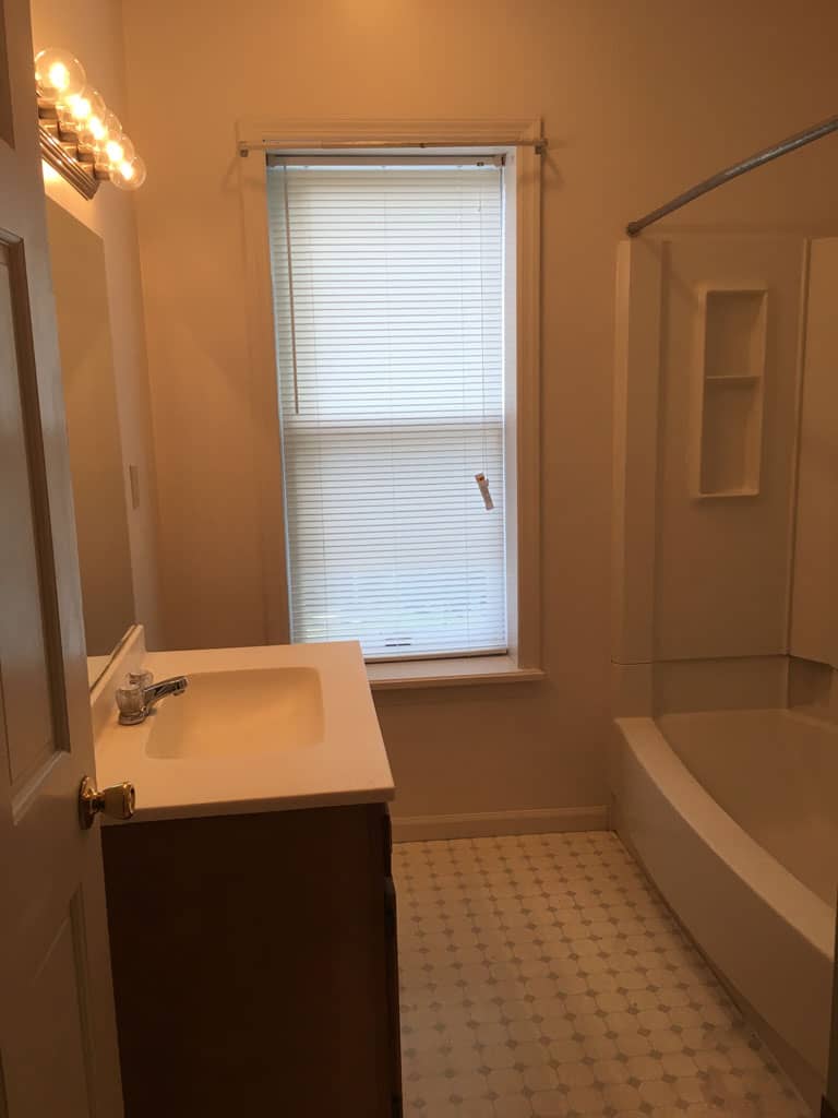 student apartments for rent in Cortland New York 81AB Tompkins St. Bathroom