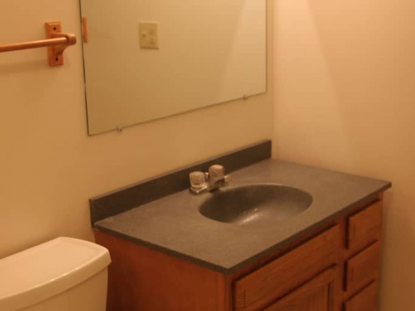 student apartments for rent in Cortland New York 62 Groton Ave. Apt. C Bathroom 2
