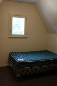student apartments for rent in Cortland New York 81C Tompkins St Bedroom
